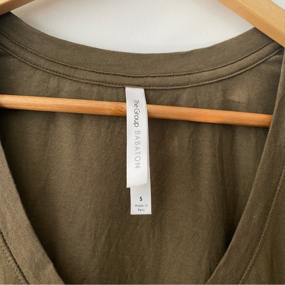 Babaton | Aritzia Pima Cotton Blend V-Neck Rounded Hem Short Sleeves Tee - Picture 3 of 10